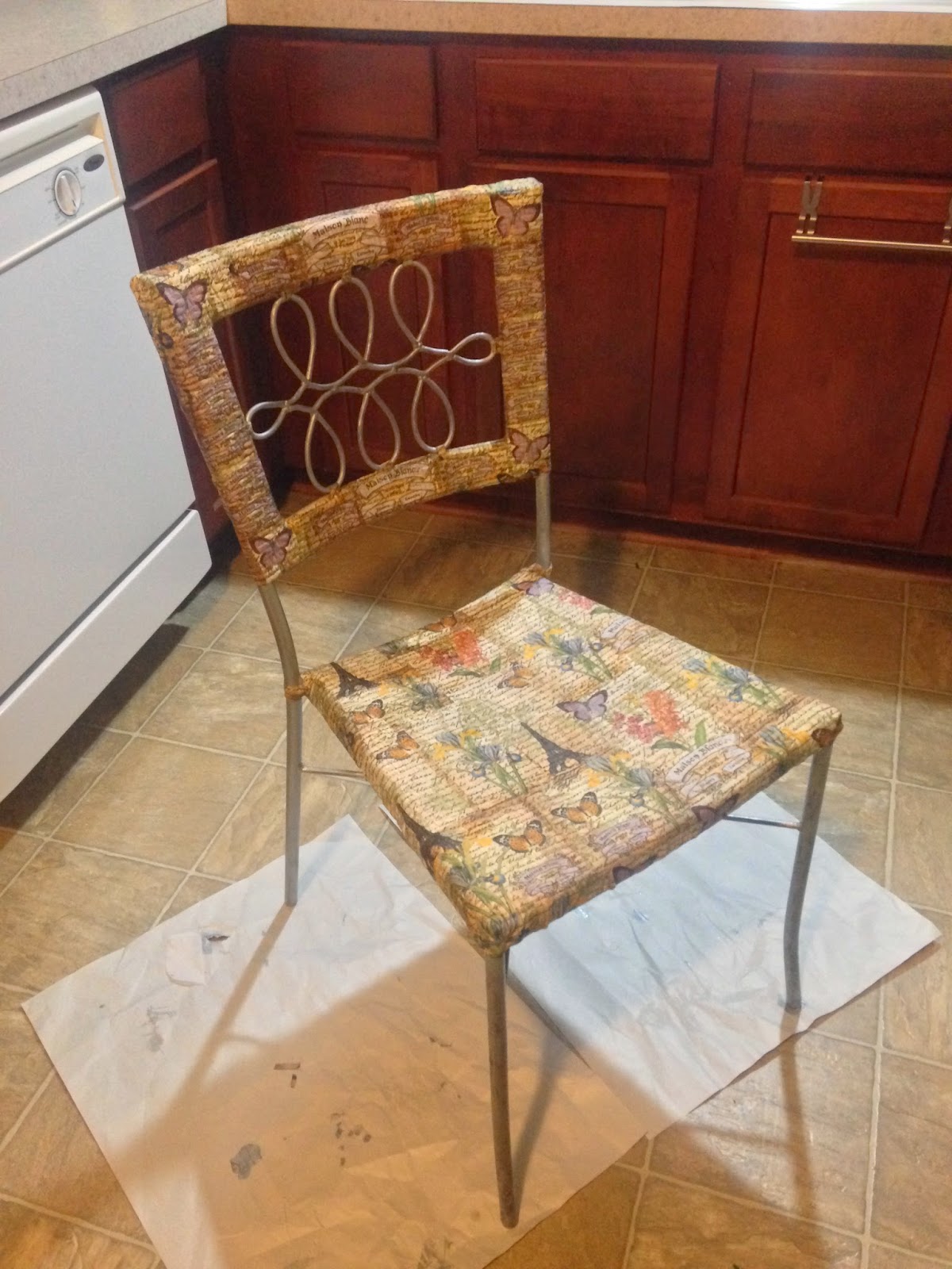 Grace Lucky's DIY Decoupaged wicker chair