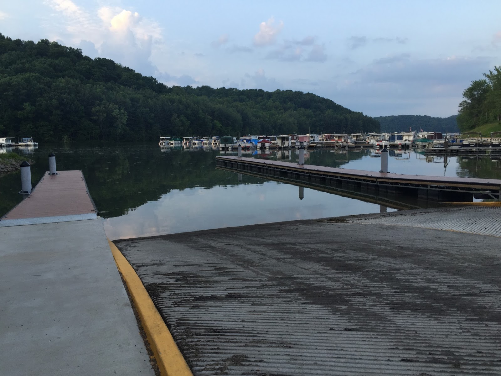 Kayaking Across Ohio Piedmont Lake Feels Like You Are Miles From