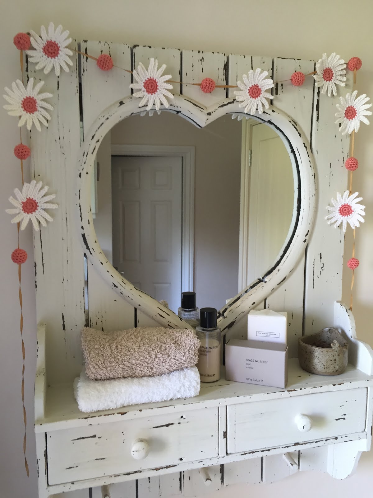 Late Summer Daisy Garland