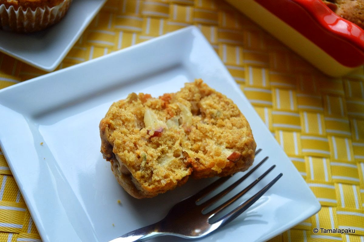 Eggless Apple Cinnamon Cake Tamalapaku