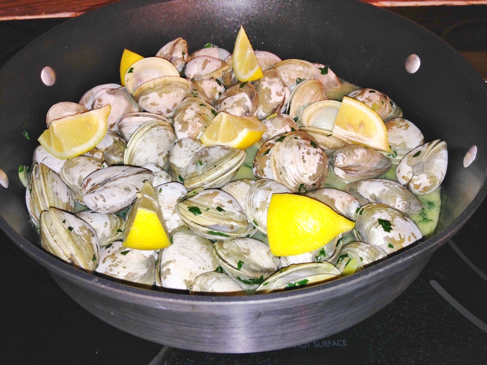Live * Laugh * Eat Steamed Clams (Vongole)