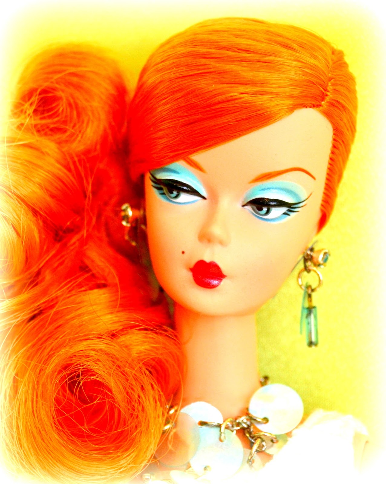Barbie Hollywood Hostess, Silkstone.