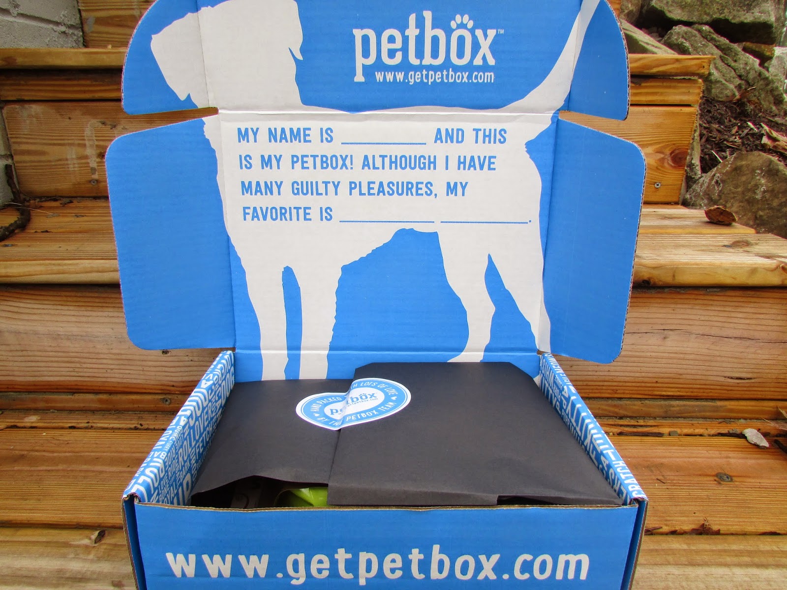 PetBox picking treats