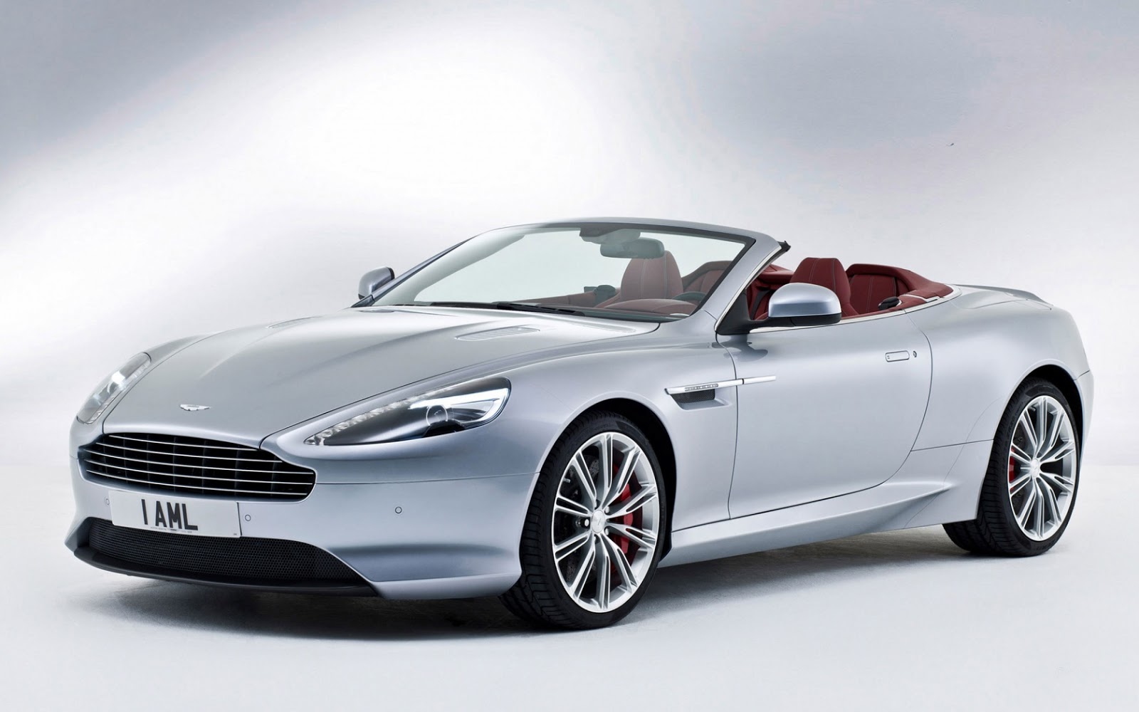 http://3.bp.blogspot.com/-wkIZbIkwkKU/UXJX6T5L19I/AAAAAAAAAUk/jfYOvTJ1zk4/s1600/2013+Aston+Martin+DB9+Coupe.jpg