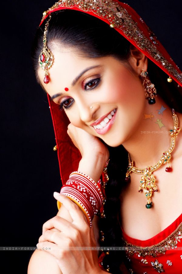 Deepika Samson | Well Known TV Celebrities