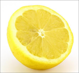Cara Memutihkan Kulit Dengan Lemon