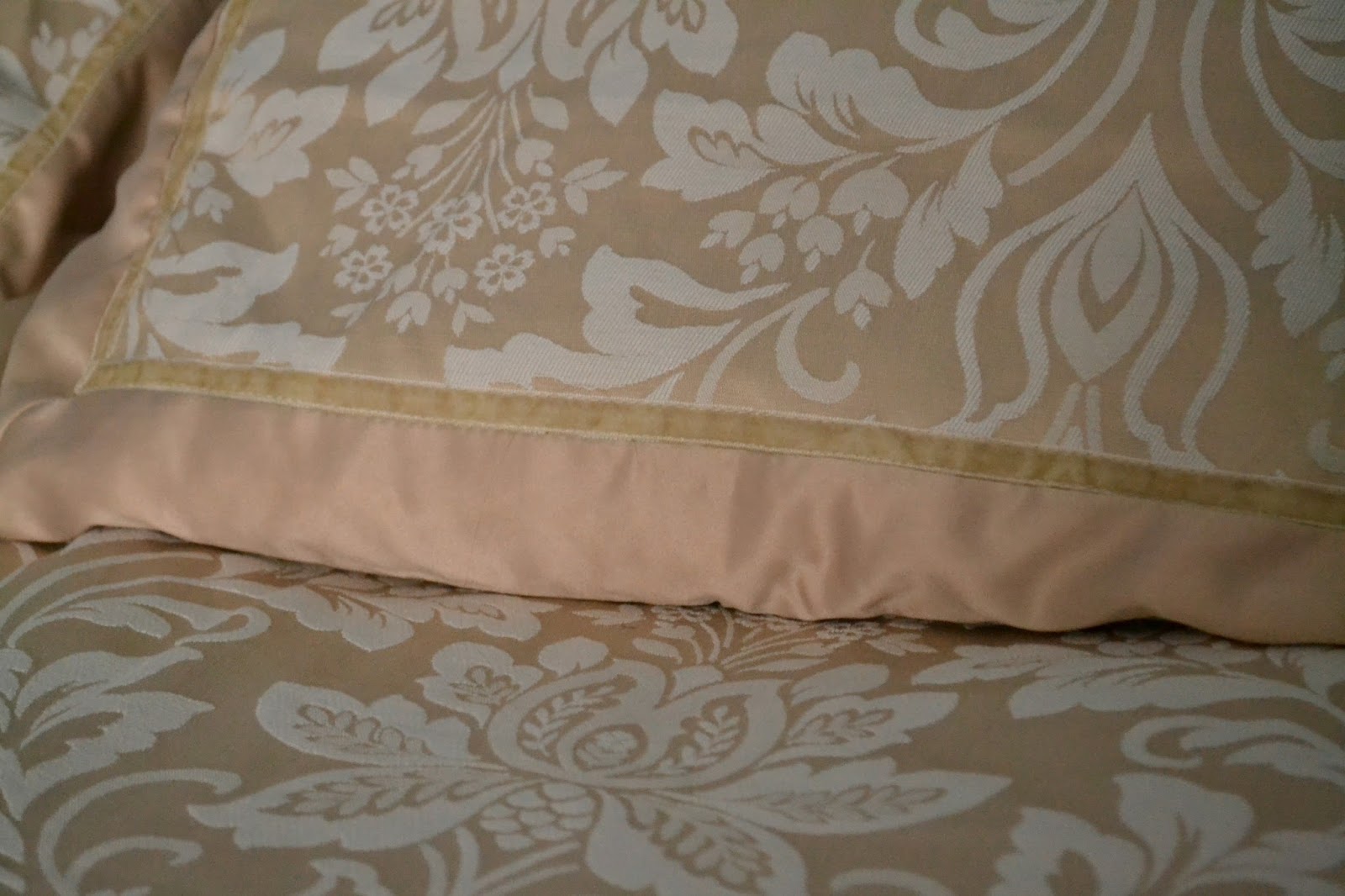 Julian Charles Blenheim bedding review Rock and Roll Pussycat