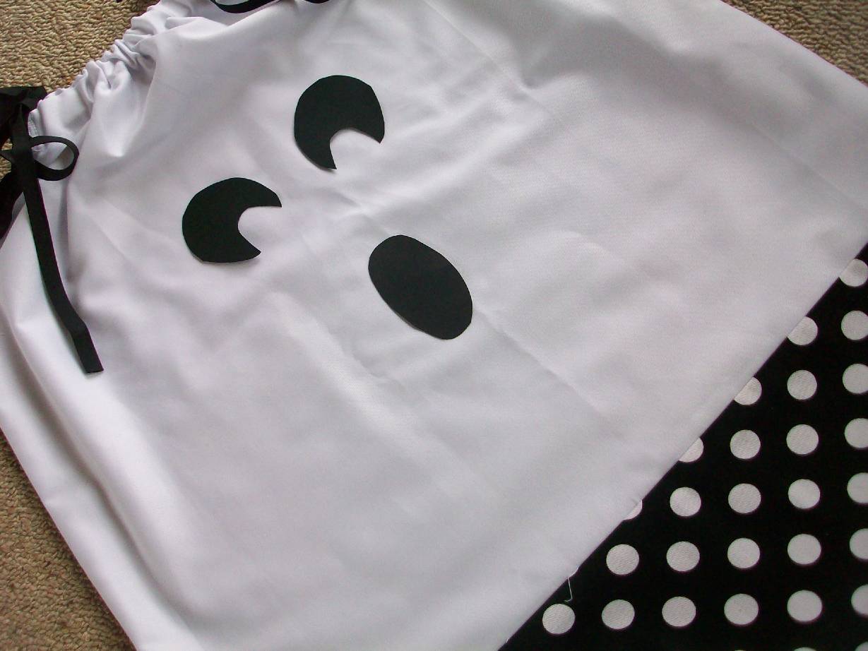 365 DAYS OF PINTEREST CREATIONS day 123 ghost pillowcase dress