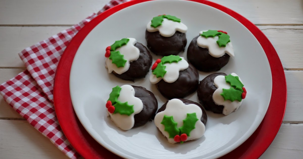 Christmas pudding cookies miniatures decoration decor minis interior What Kate Baked…and baby!: Chocolate Christmas Pudding Biscuits for