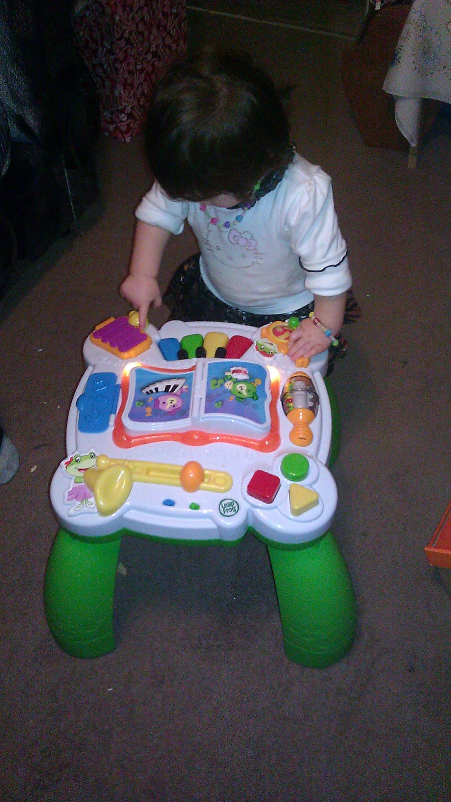 CafeTime4Mom Leap Frog Learn & Groove Musical Table