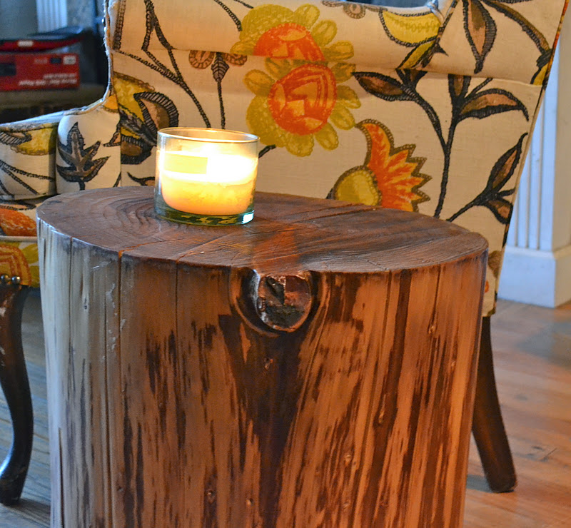 Restyle.Restore.Rejoice DIY Tree Stump Side Table