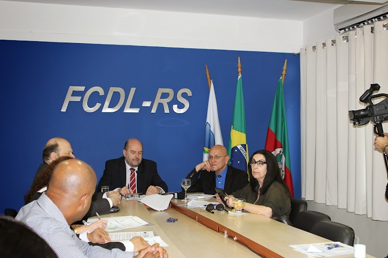 Comércio do Rio Grande do Sul deve encerrar o ano com crescimento de 2,5% nas vendas Comércio do Rio Grande do Sul deve encerrar o ano com crescimento de 2,5% nas vendas