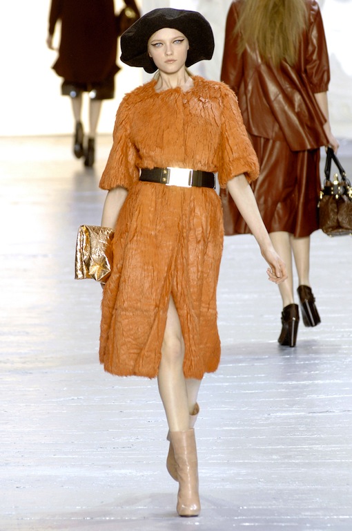 Fall Fashion Arts Hermès Vintage, Mode nippone VII, Chanel, Vuitton…, Sale  n°3287, Lot n°726