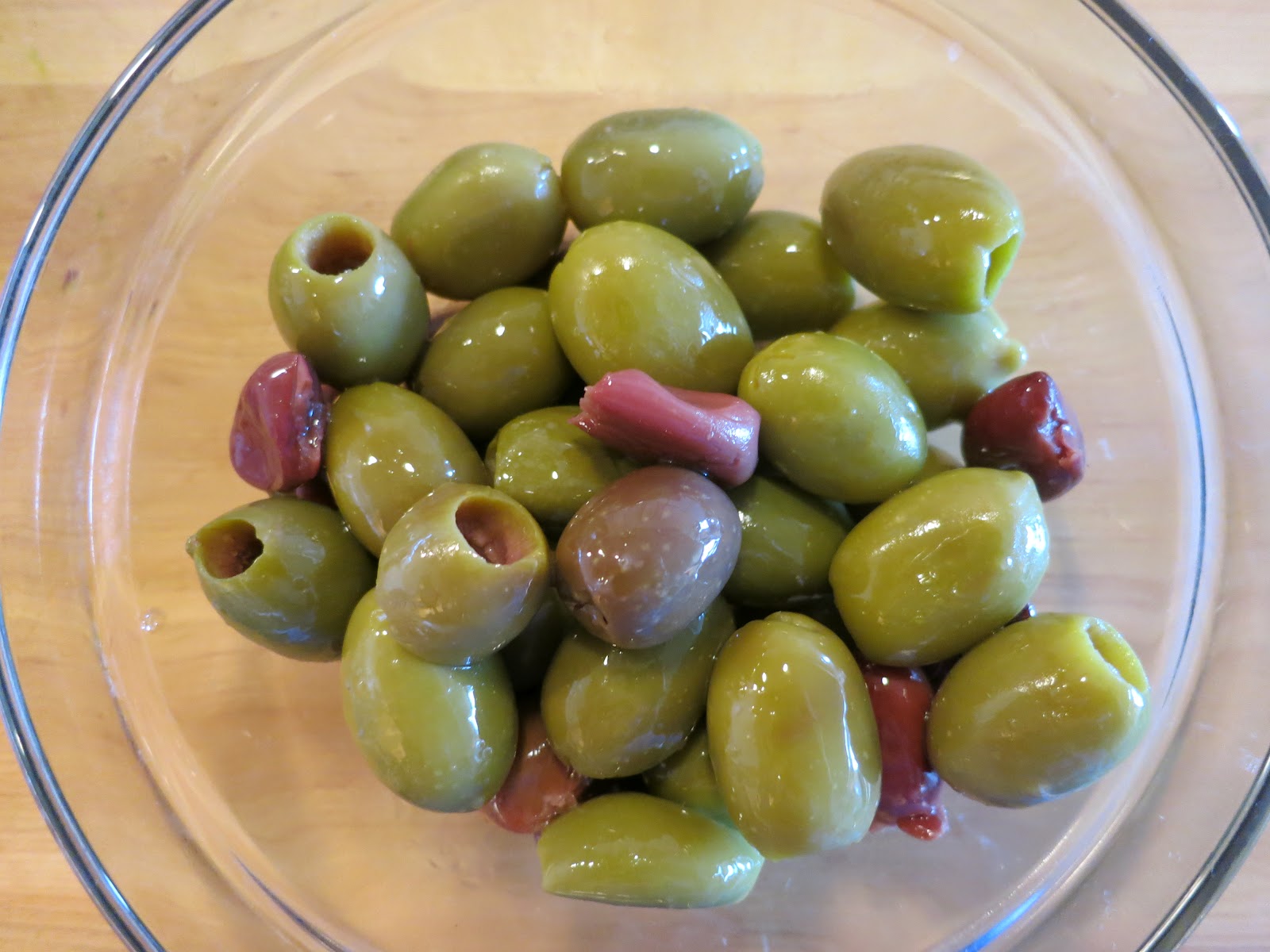 The Veracious Vegan Salad with Asparagus & Olives and Oregano Balsamic Vinaigrette