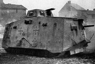 tank pertama di dunia http://anehdankonyol.com