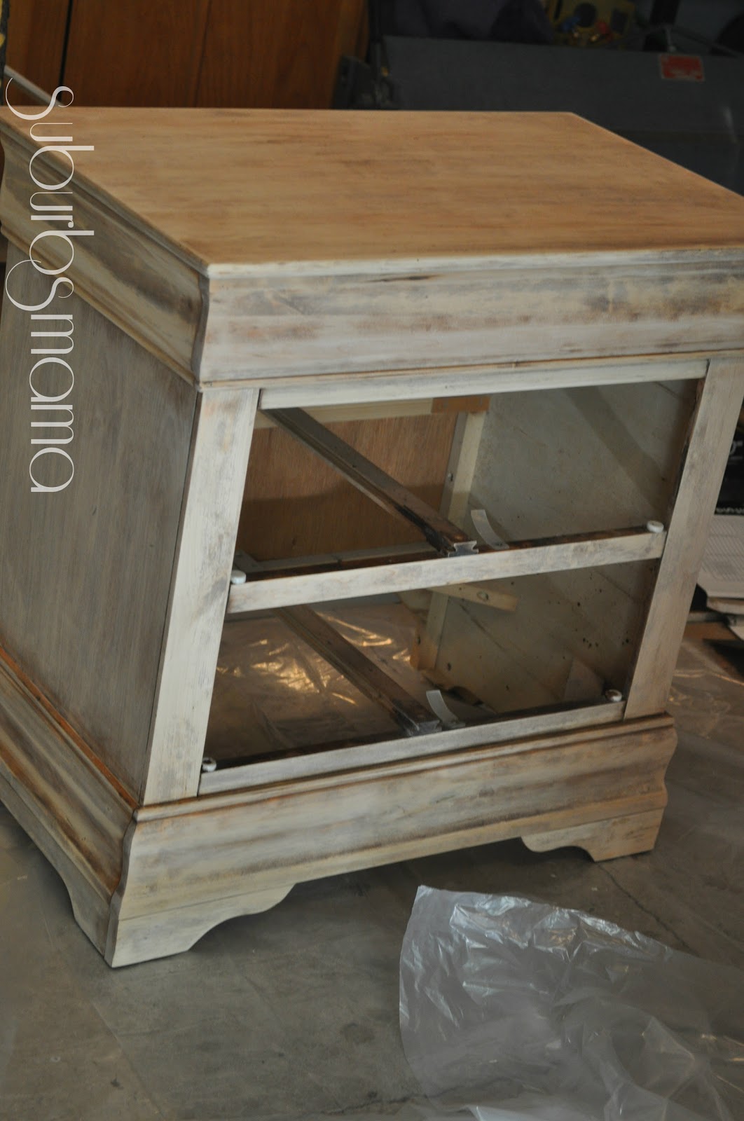 Suburbs Mama Refinishing my Night Stands