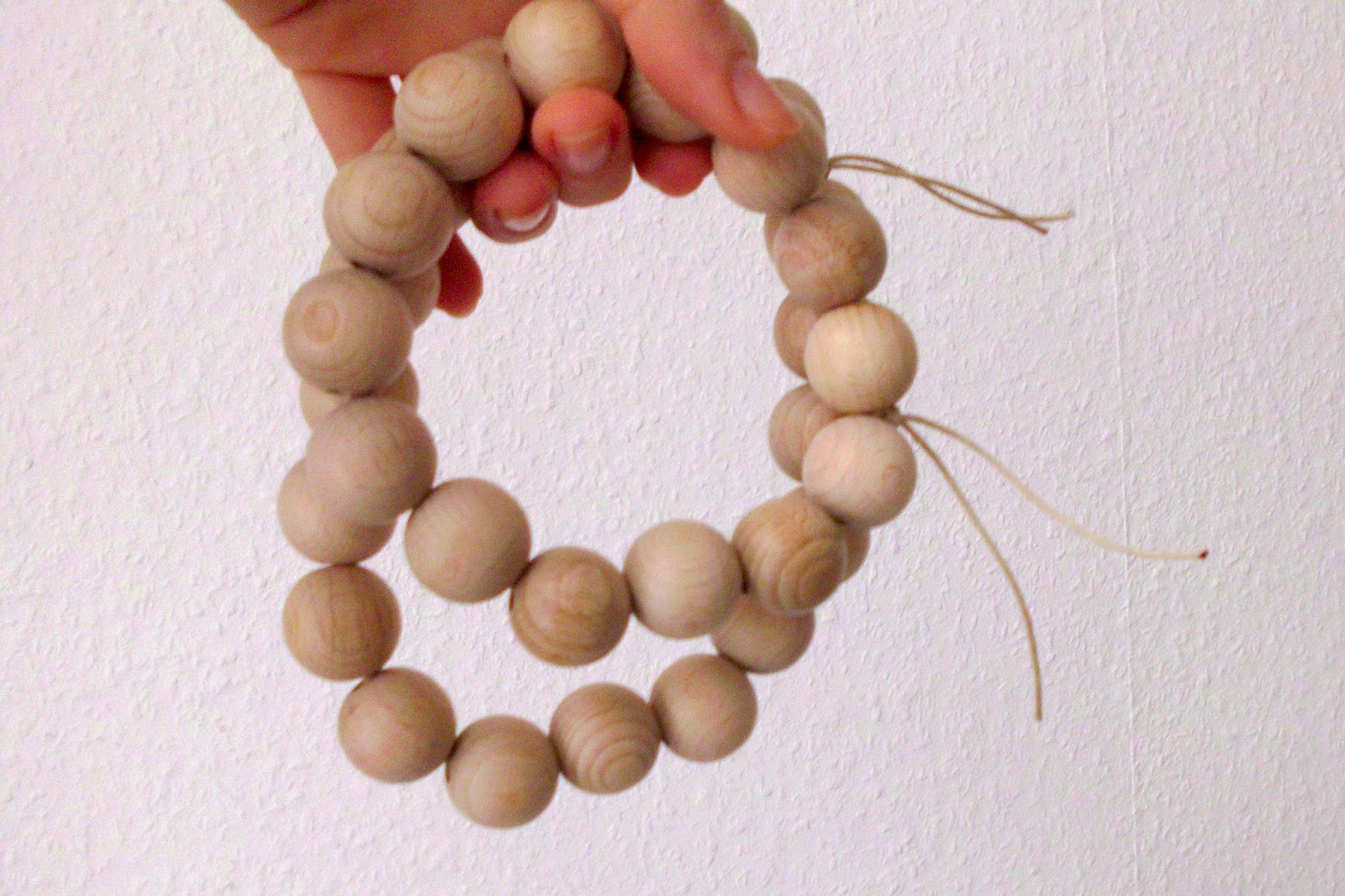 Curious and Catcat Wooden Bead Trivets DIY