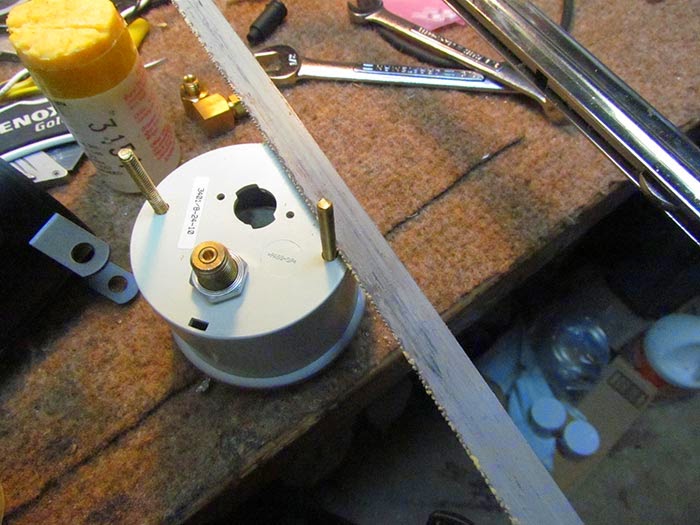 Crawls Backward (When Alarmed): VDO Quartz Clock Repair on the SAAB c900