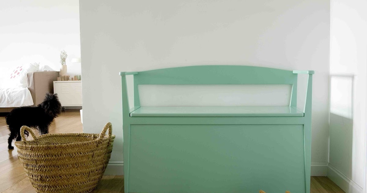 Hazte un mueble. O dos: Un banco verde mint para la entrada. Pasen ustedes