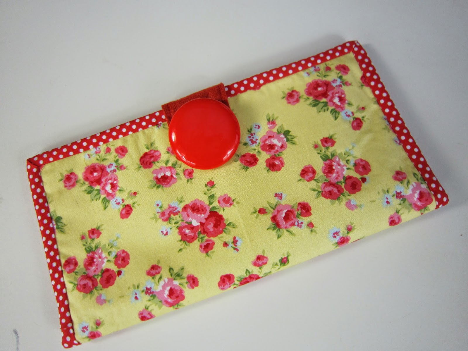 Sew What? by Debbie Shore Wallet tutorial