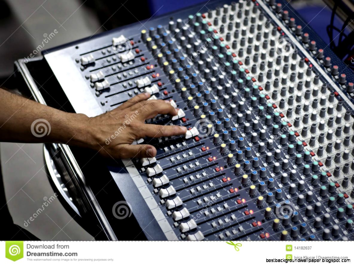 Modern Audio Mix Pult Royalty Free Stock Photography Image 14182637 Modern Audio Mix Pult Royalty Free Stock Photography Image 14182637