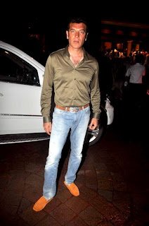 Salman Khan and Sanjay Dutt at Baba Siddique's Iftar party stills