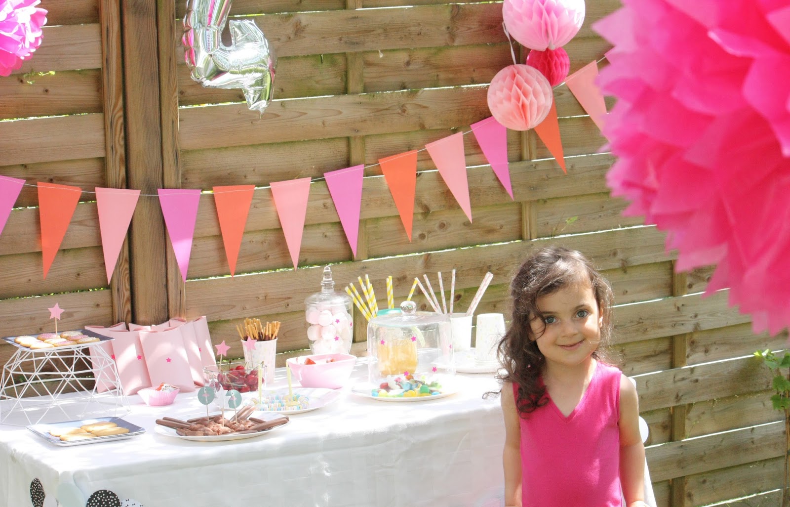 Un nouveau regard: Un joli gouter d'anniversaire pour une petite fille de 4  ans