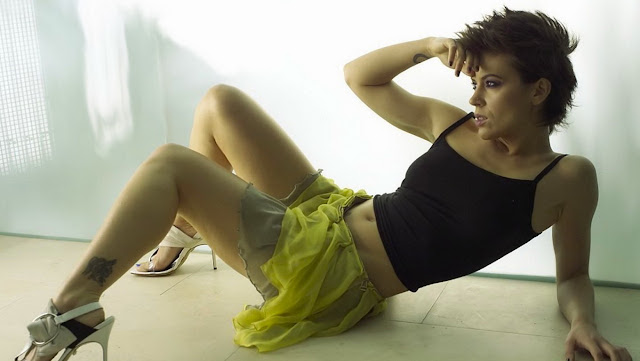 Hot Pictures and Wallpapers: alysa milano