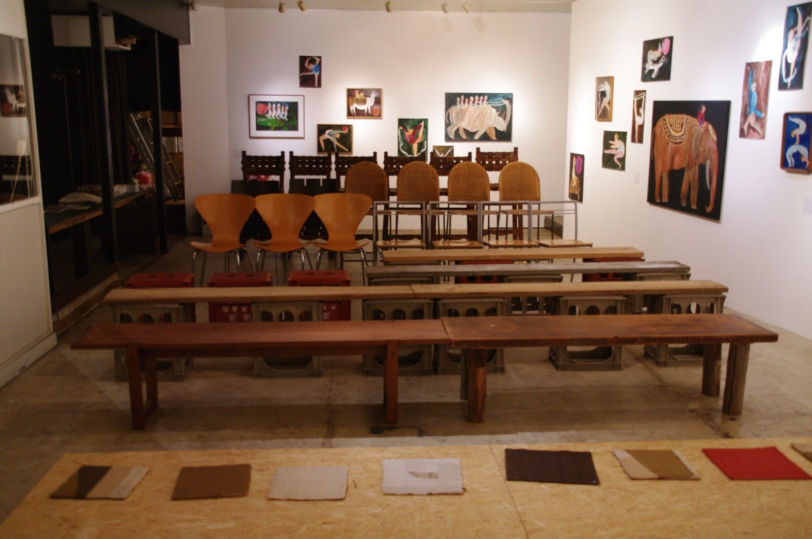 Jike Studio Blog 速報 日本絵本賞大賞受賞 オオカミがとぶひ ミロコマチコの世界 Jike Studio Cafe 寺家ふるさと村