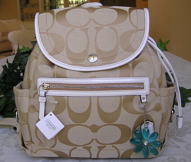 court backpack in signature canvas with vintage mini rose print