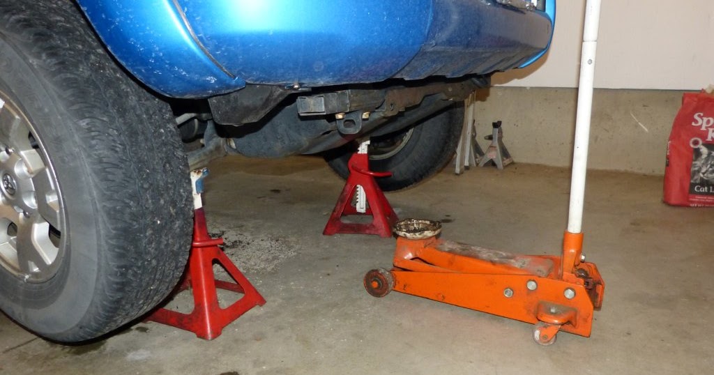 tacoma toyota oil change
