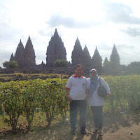 Lenyai Si Kecil Menakutkan