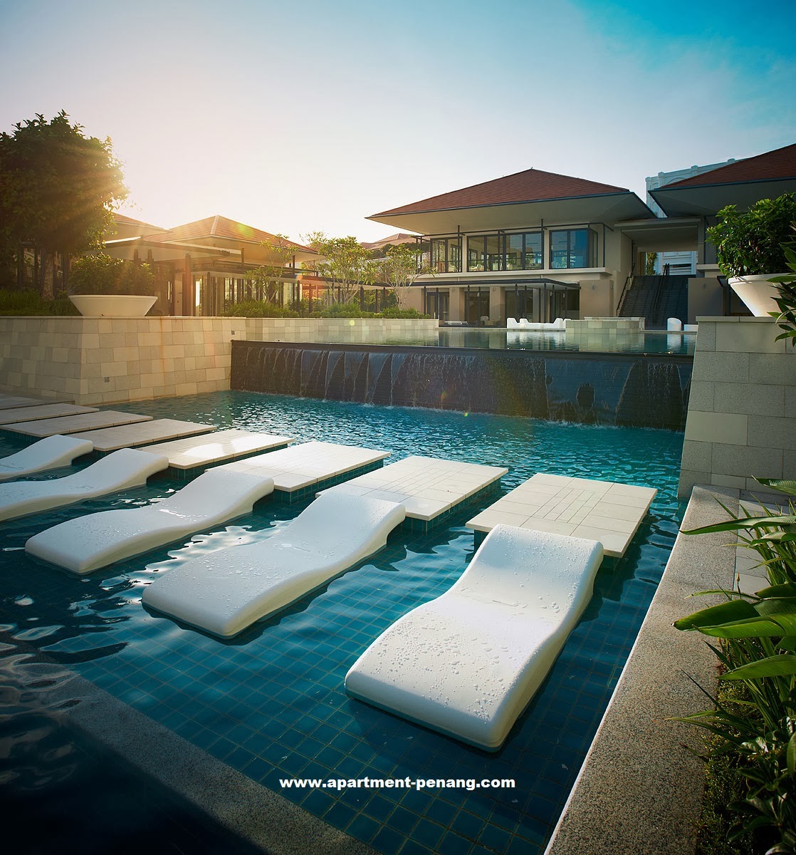 Quayside Condominium