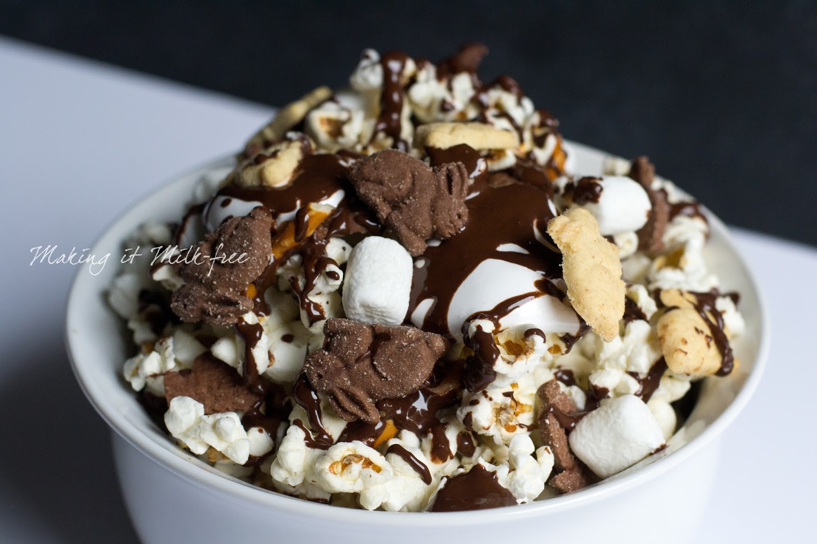 S'mores Popcorn Snack Mix by Making it Milk-free S'mores Popcorn Snack Mix by Making it Milk-free