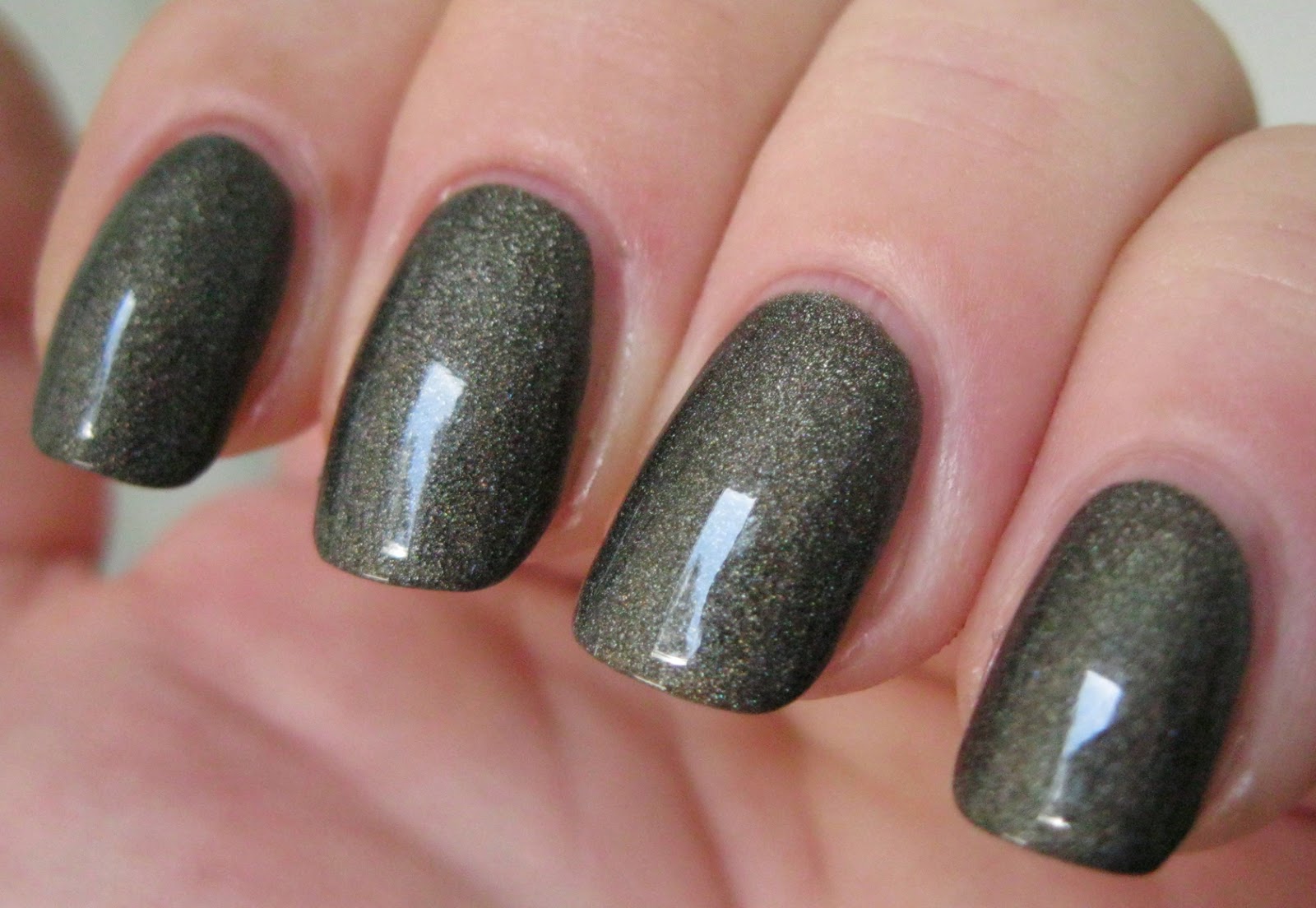 Lacquer Slacker Liz: a england Fated Prince