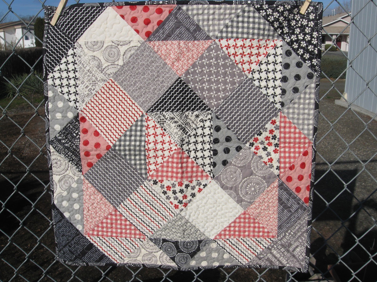 Loves to Quilt Quilt Police