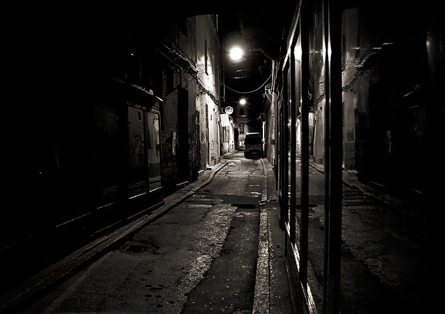 Тъмните улички Dark+streets