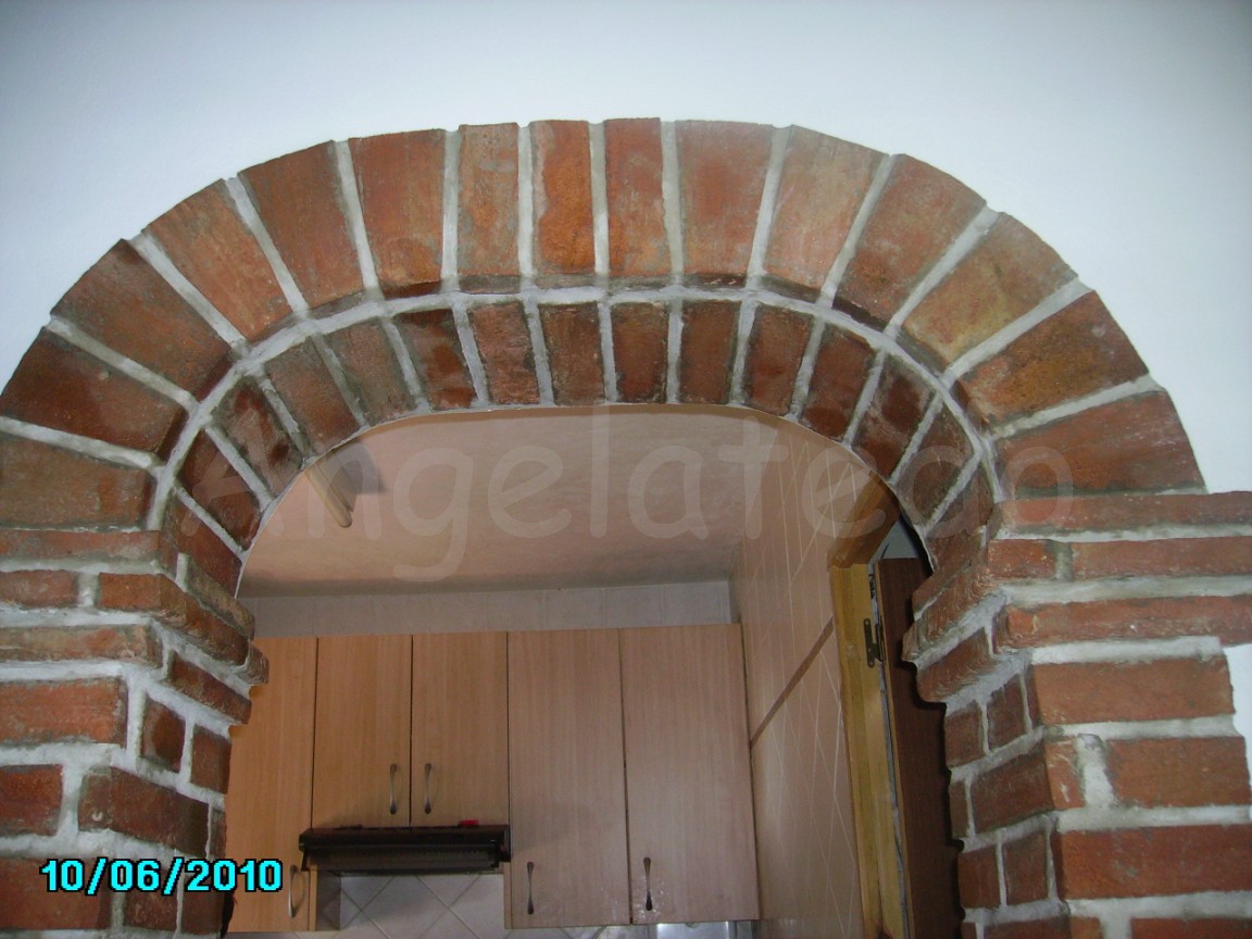 Arco carpanel con ladrillo rústico, estilo Ángel ~ Angelatedo