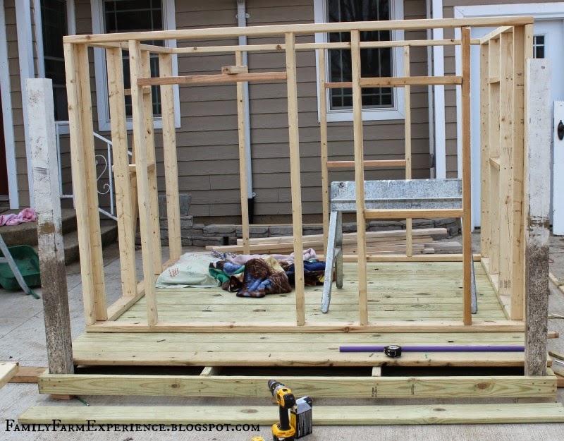 Family Farm Experience DIY How to Build you own Playhouse