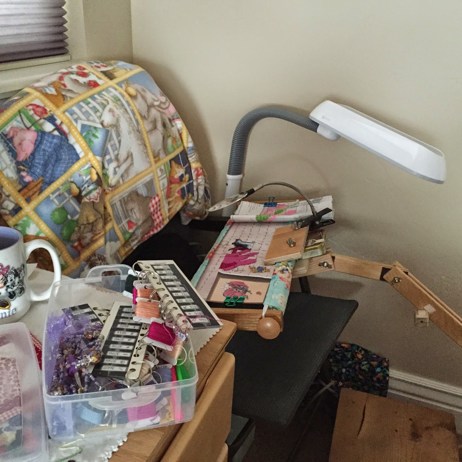 *Annies Ruby Slipperz The cross stitch tool box