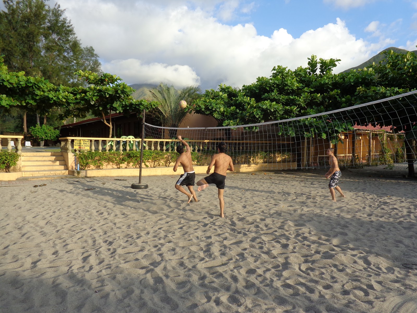 travelogue Zambales Series Version 1.0 Canoe Beach Resort, Pundakit