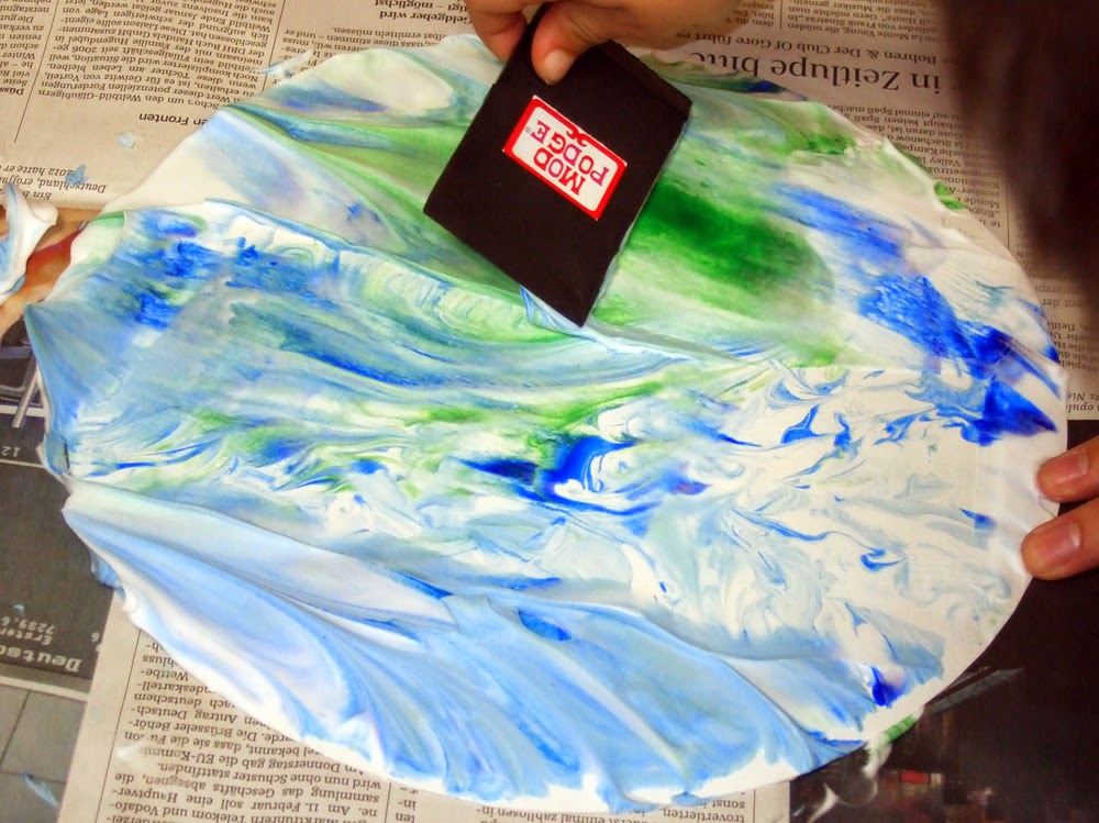 BIA Where Friendship Rules Shaving Cream Art (Earth)