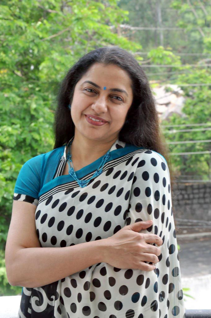 telugu yesteryear hot songs all hungama suhasini yesteryear actress new saree photos telugu yesteryear hot songs all hungama suhasini yesteryear actress new saree photos