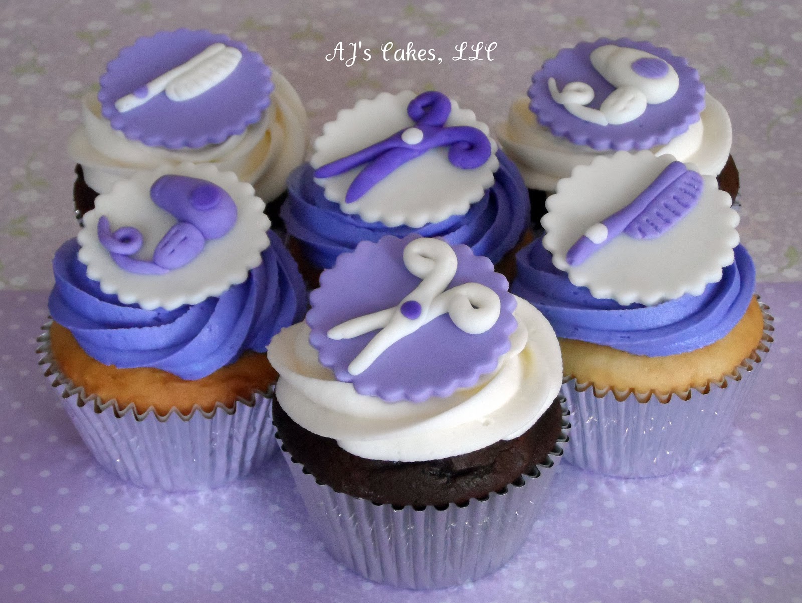Aj S Cakes Hairstylist Cupcakes