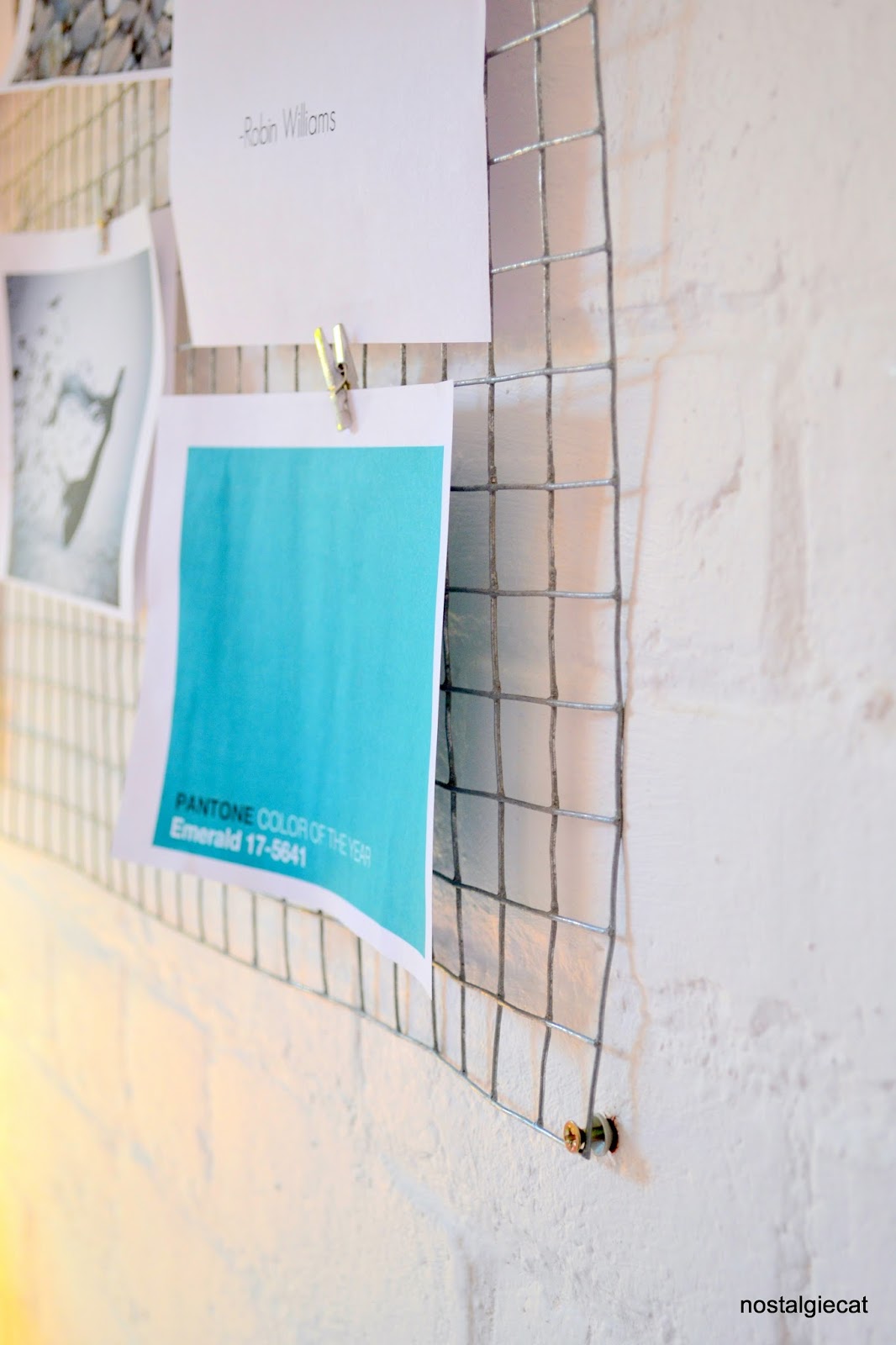 nostalgiecat Wire mesh memo wall DIY