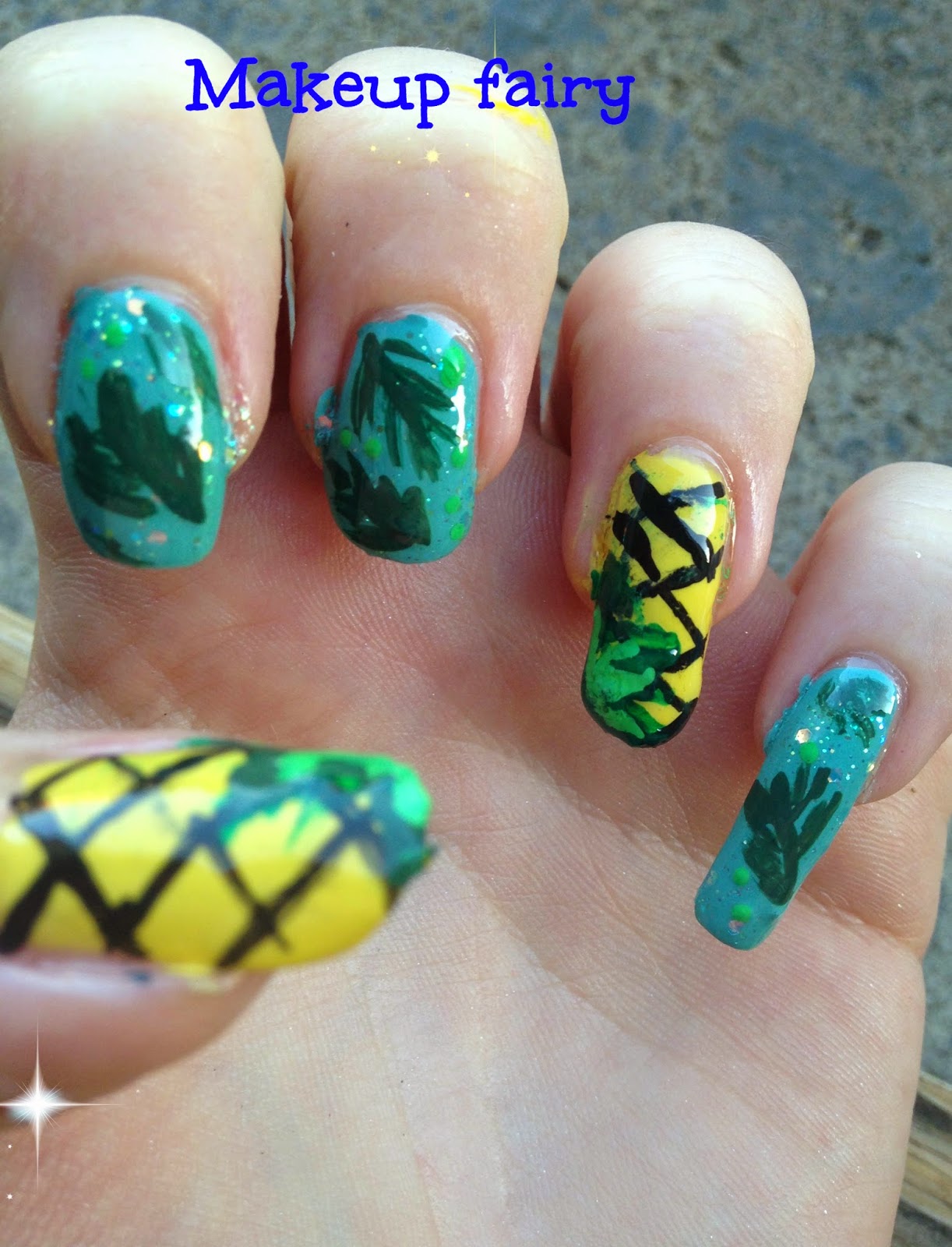 Pineapple / ananas nail art