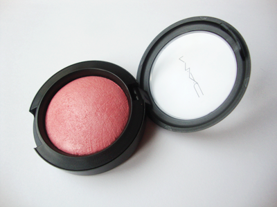 MAC A Fantasy of Flowers Collection (Spring 2014) - Page 6 DSC09833