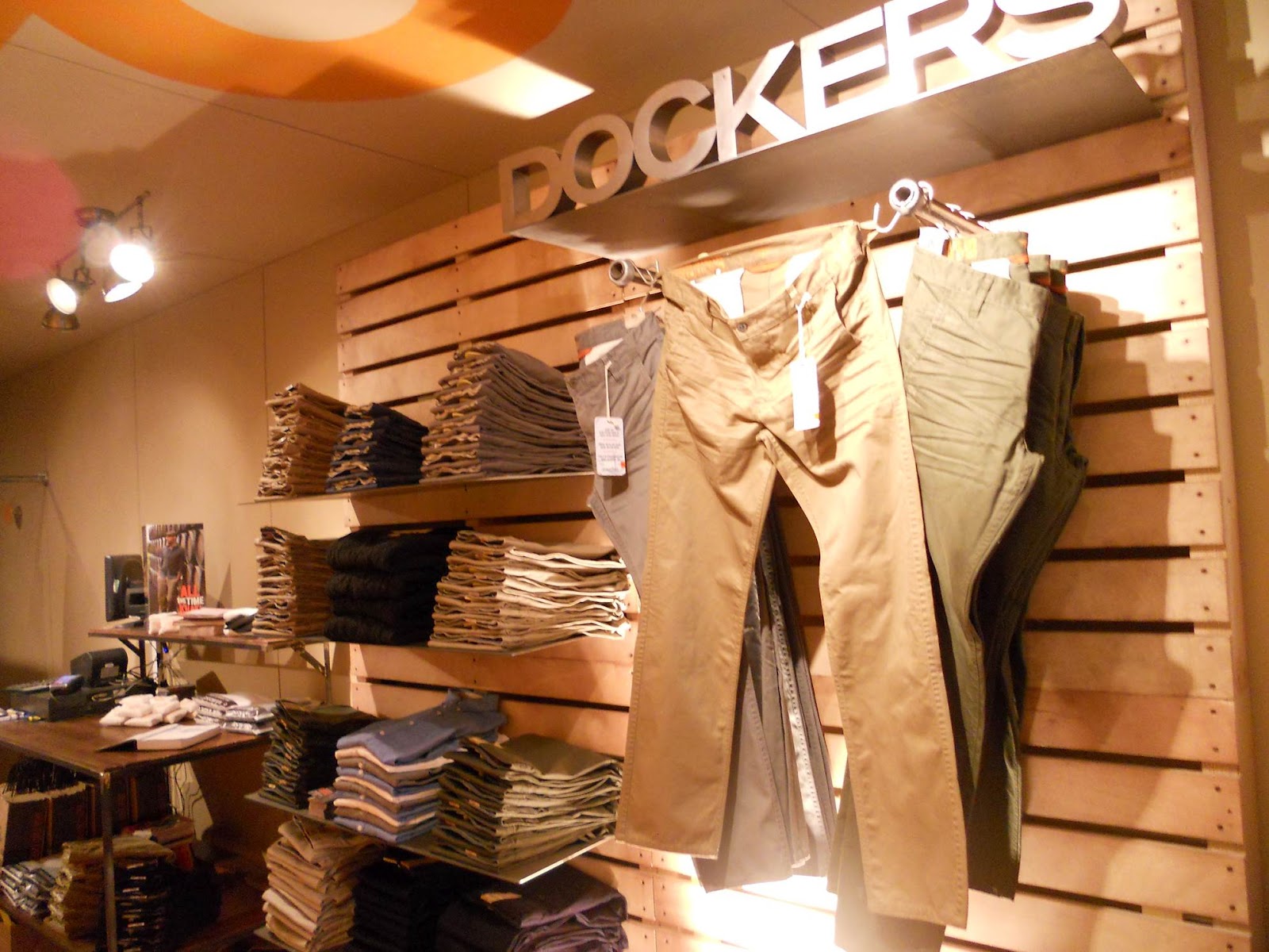 levi's dockers outlet store