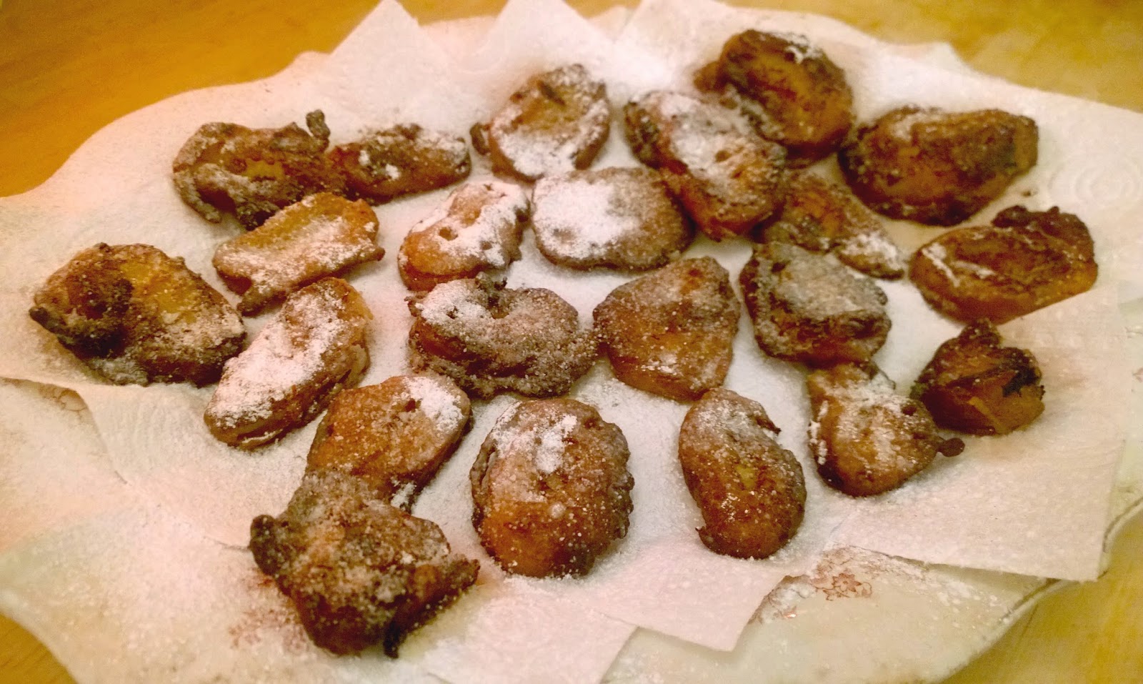 Charlie makes cakes Vietnamese banana fritters