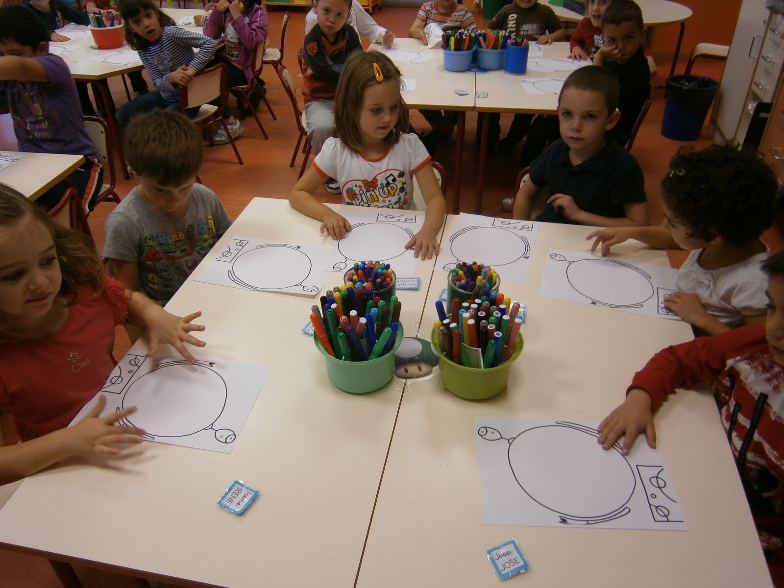 LA CLASE DE MIREN: mis experiencias en el aula: LA COCINA DE DIBUJO